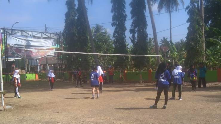 Lomba Bola Volly Tingkat SMP dan SMA/SMK Se-Kecamatan Purwodadi