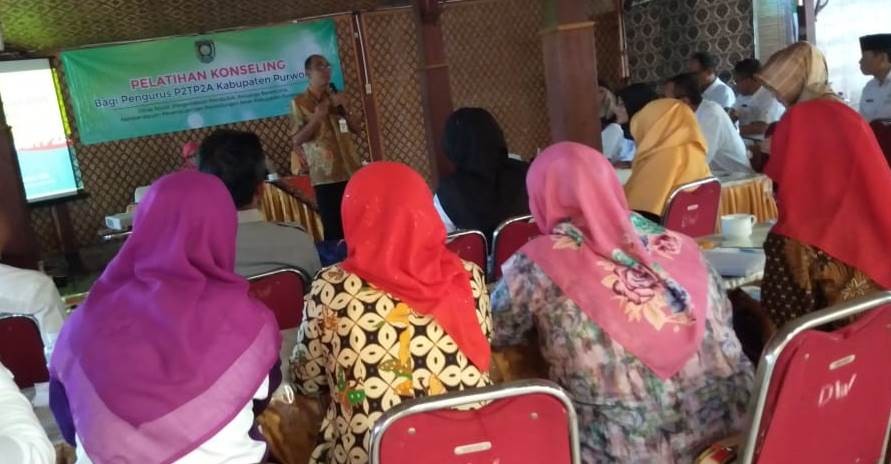 Pelatihan Konseling Bagi Pengurus Pusat Pelayanan Terpadu Pemberdayaan Perempuan dan Anak (P2TP2A) 