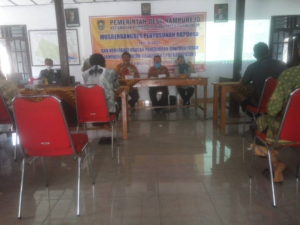 Musrenbang Desa dan Penyusunan RKPDes Tahun 2021 di Desa Nampurejo Purwodadi