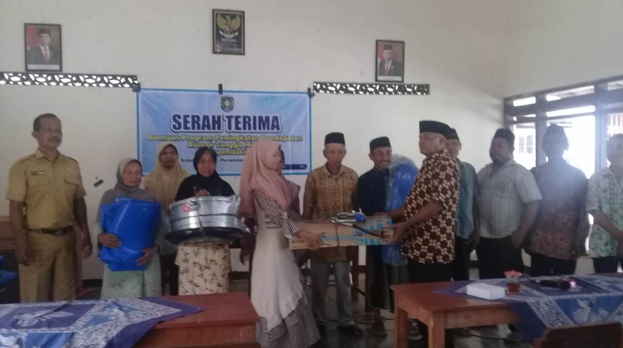 Serah Terima Bantuan Propendakin di Desa Sidoharjo Kecamatan Purwodadi