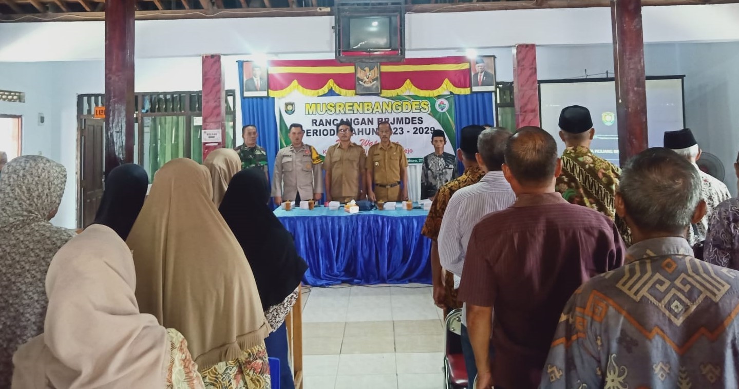 Musyawarah Desa Penyusunan Rencana Pembangunan Jangka Menengah Desa Tahun 2023-2029 di Balai Desa Watukuro  Kecamatan Purwodadi