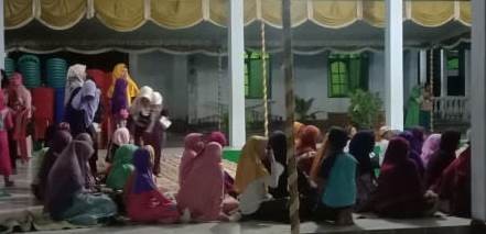 Pengajian Dalam Rangka Peringatan Maulid Nabi Muhammad SAW di Pendopo Kecamatan Purwodadi