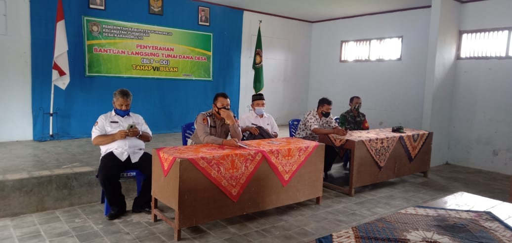 Penyaluran BLT DD Bulan Ke-7 di Desa Karangmulyo Kecamatan Purwodadi 