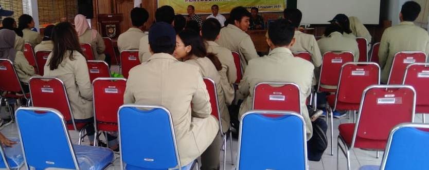 Presentasi Laporan Kegiatan KKN UGM Tahun 2020 di Kecamatan Purwodadi