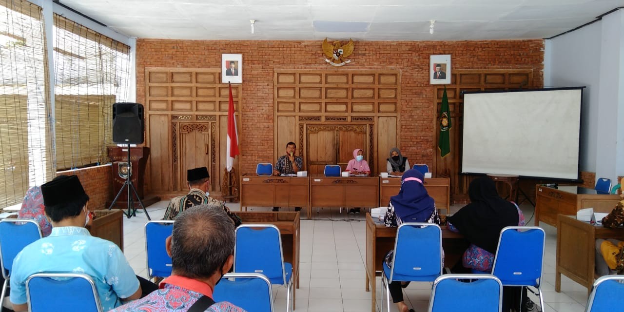 Rapat_rutin_kasi_pelayanan_se_kecamatan_purwodadi.jpg