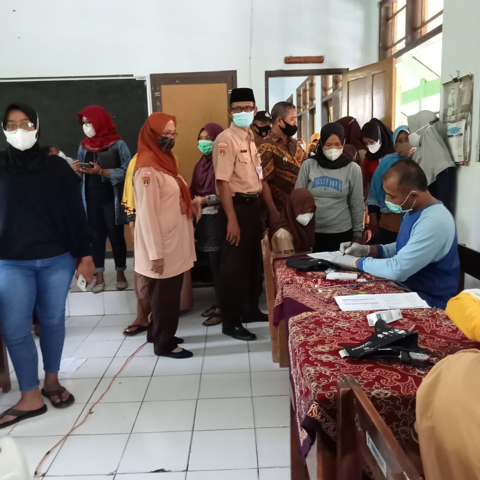 Vaksinasi Covid-19 Bagi Anak Sekolah di SDN Bubutan Kecamatan Purwodadi