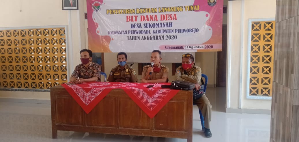 Penyaluran BLT DD di Desa Sukomanah Kecamatan Purwodadi 