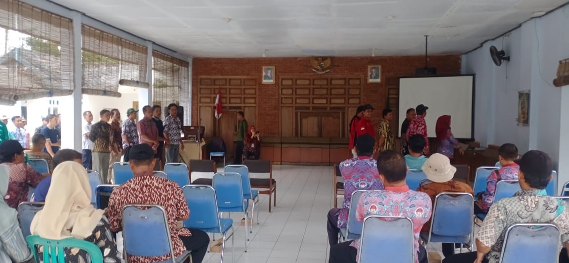 Sekcam Purwodadi Beri Pengarahan Peserta Bregodo dalam Persiapan  Gerebeg  Budaya