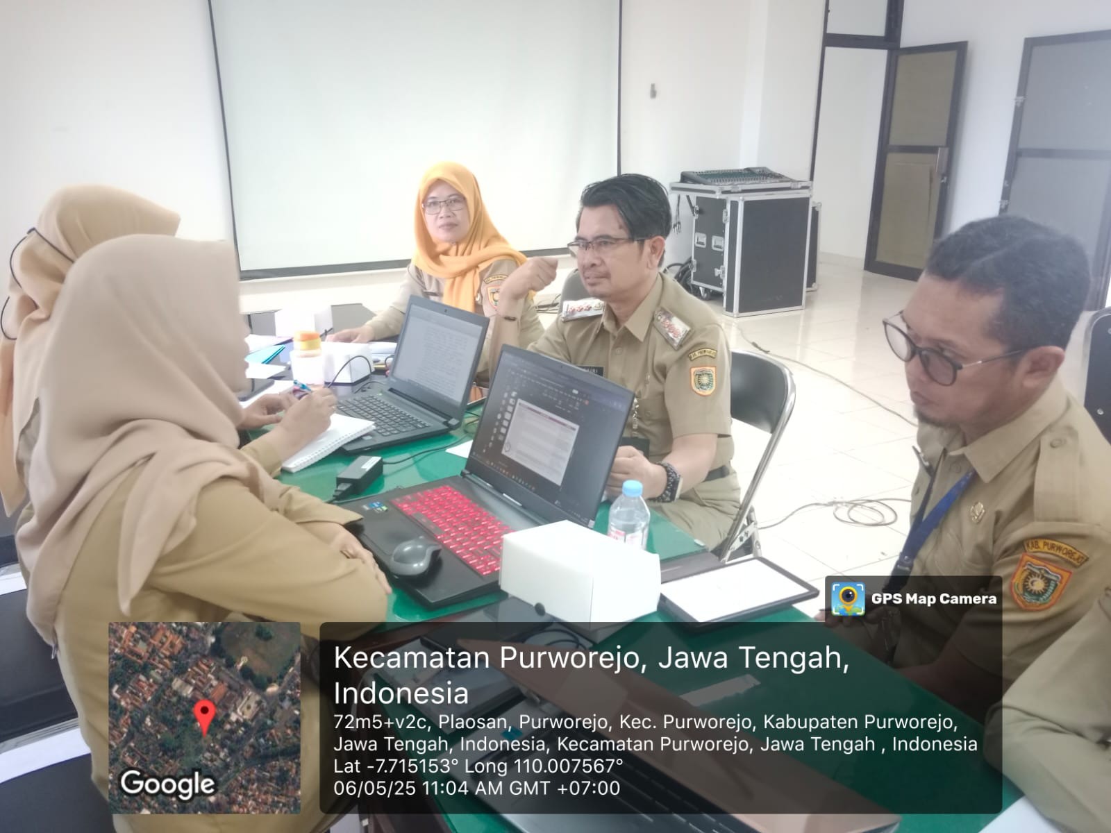 Rapat Koordinasi Persiapan Desk Evaluasi Tugas dan Fungsi Perangkat Daerah, Sekcam Purwodadi turut hadir.