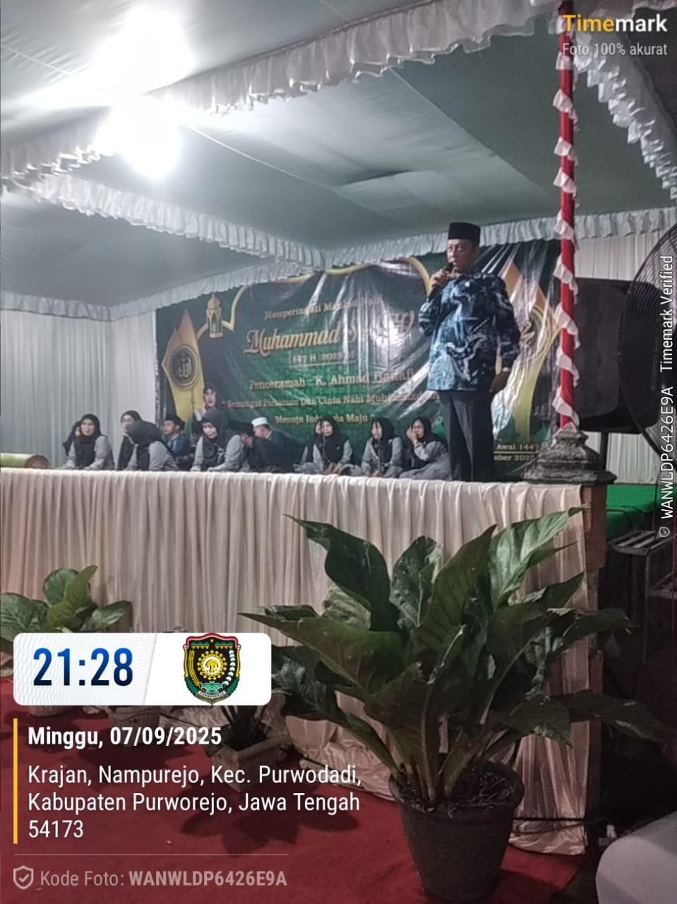 Pengajian akbar dalam Rangka Maulud Nabi Muhammad SAW Di Masjid Baiturroja Desa Nampurejo,Camat Purwodadi hadir