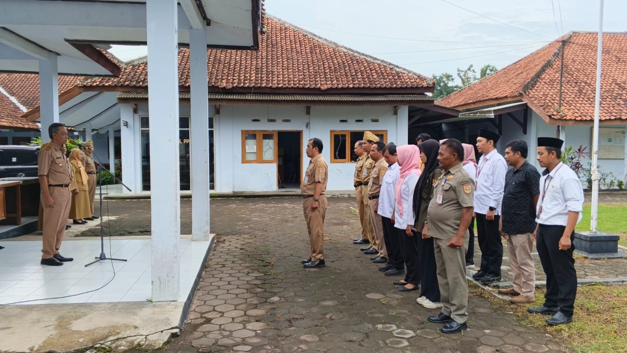 Apel Pagi ASN Kecamatan Purwodadi pada Awal Tahun 2026, Camat Purwodadi berikan Arahan
