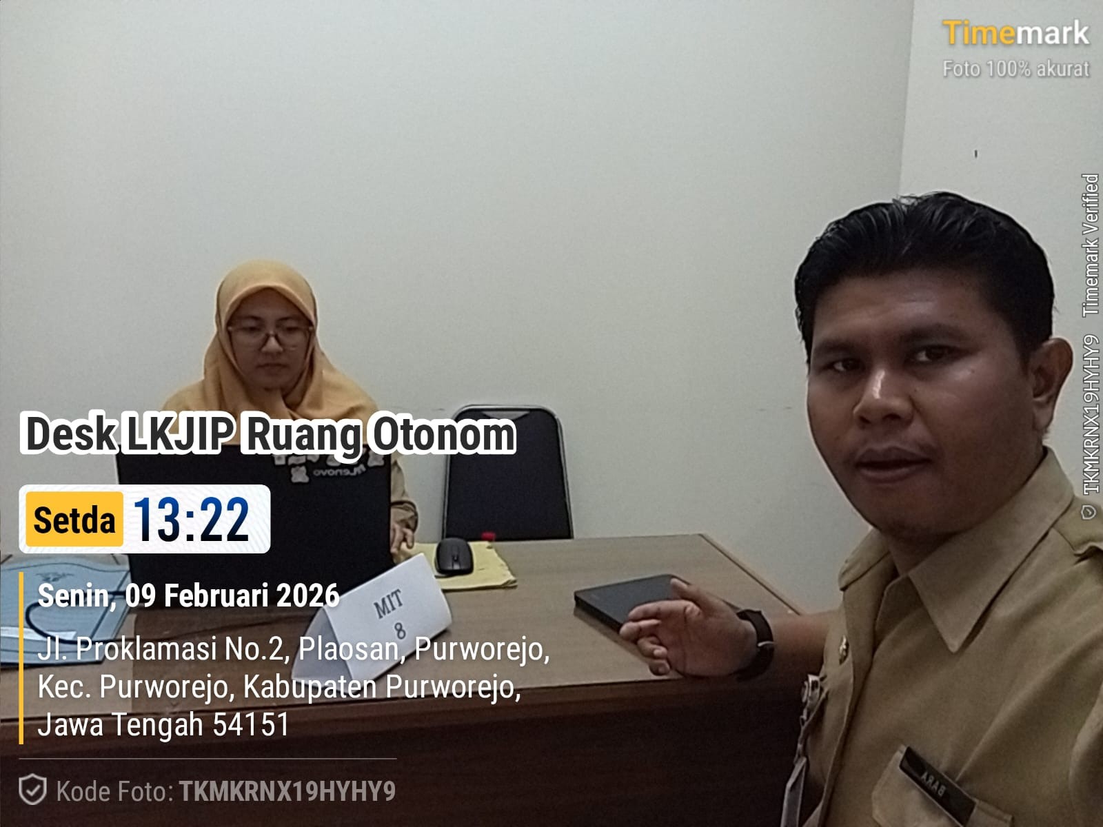 Desk Laporan Kinerja Instansi Pemerintah (LKjIP),Kasubbag Renkeu hadir