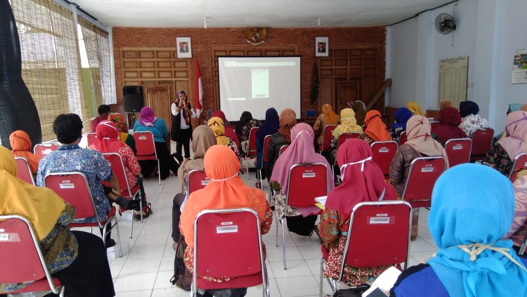 Bimtek Aplikasi Human Development of Worker (eHDW) di Pendopo Kecamatan Purwodadi