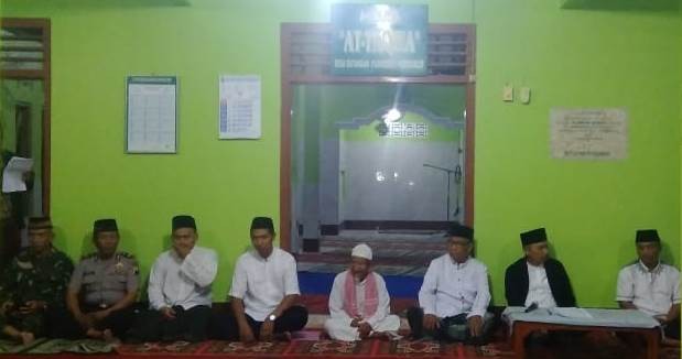 Kegiatan Tarawih dan Silaturahmi Bupati Purworejo ke Masjid Al-Taqwa Desa Guyangan Kecamatan Purwodadi