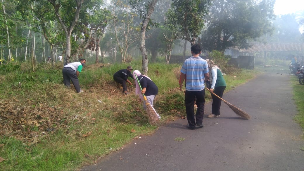 kerja_bakti1.jpg