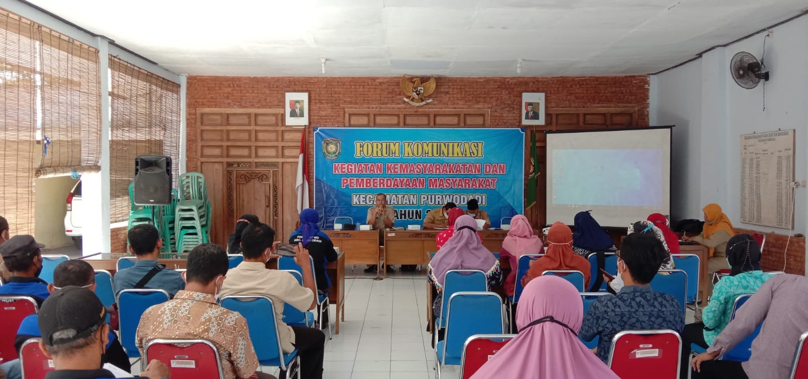 Forum Komunikasi Kegiatan Kemasyarakatan dan Pemberdayaan Masyarakat di Pendopo Kecamatan Purwodadi