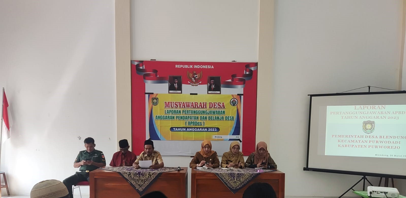 Musyawarah Desa Penetapan APBDes Tahun Anggaran 2024 di Balai Desa Blendung Kecamatan Purwodadi