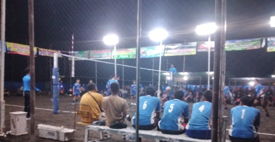 Pembukaan Turnamen Volly di Desa Kentengrejo